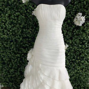 Allure Bridal 8765 Size 10 Ivory/Silver Trumpet